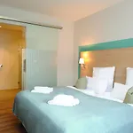 Hotel & Roehrl