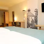 & Roehrl Hotel