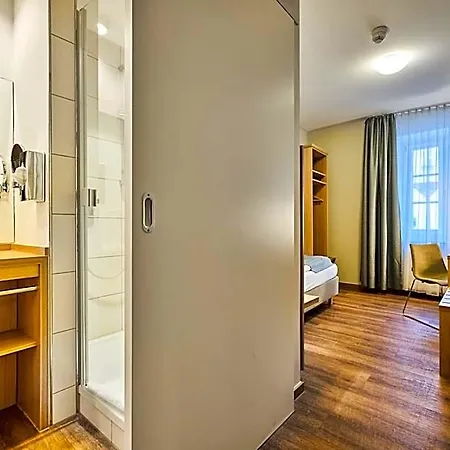 & Roehrl Hotell Straubing