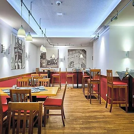 & Roehrl Hotell Straubing