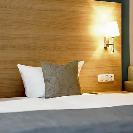 Hotell & Roehrl