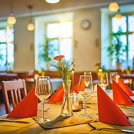 & Roehrl Hotell Straubing
