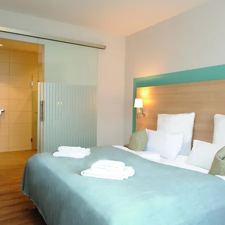 Hotel & Roehrl