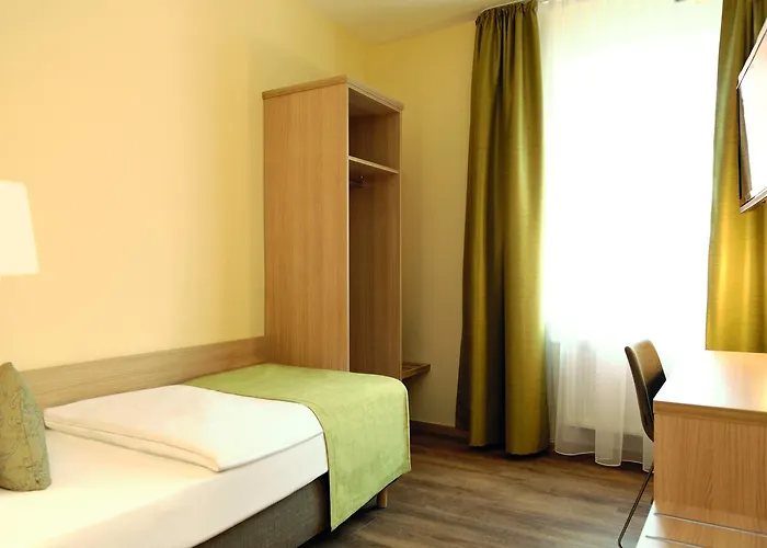 & Roehrl Hotel Straubing